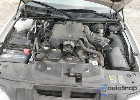 2003 Lincoln Town Car Signature z USA, uszkodzony, nr VIN 1LNHM82W33Y692358